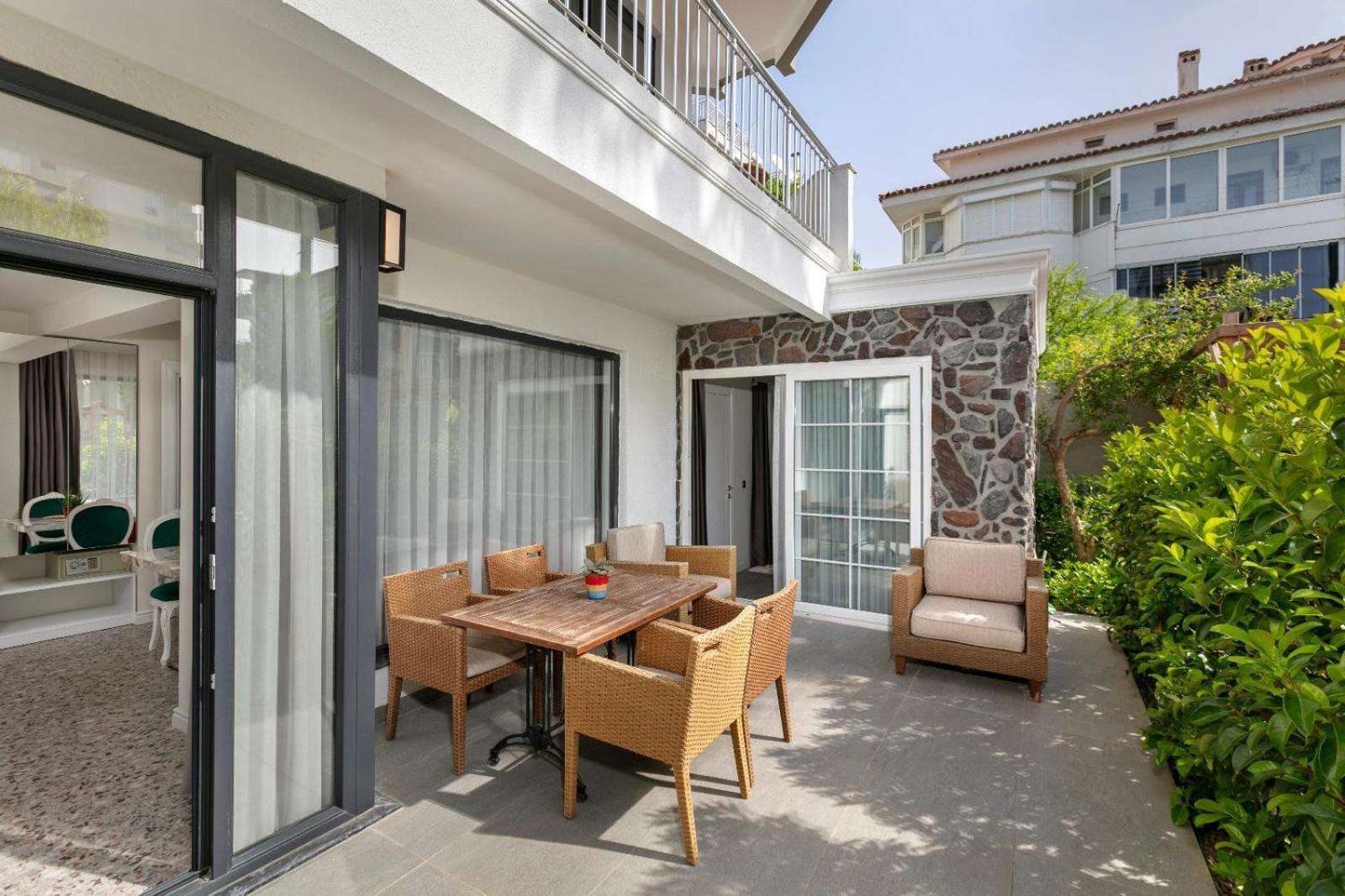 Wolf Suites Antalya Buitenkant foto