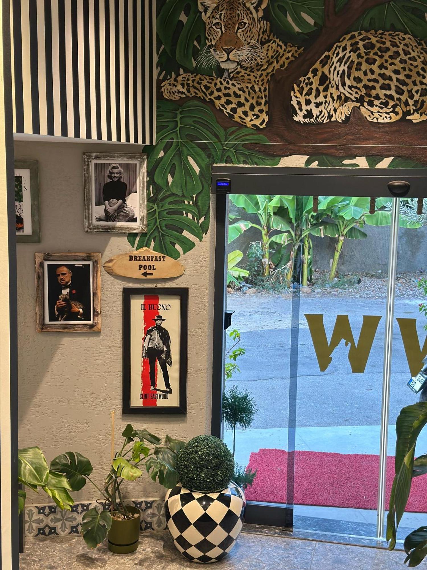 Wolf Suites Antalya Buitenkant foto
